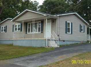 1334 Scaffold Cane Rd, Berea, KY 40403