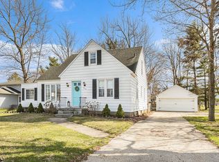 416 W 32nd St, Holland, MI 49423