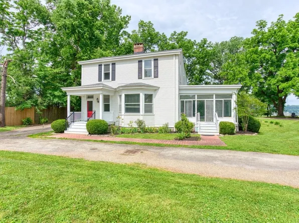 6301 Innisbrook Dr, Prospect, KY 40059