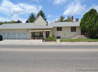 907 16th St, Wheatland, WY 82201
