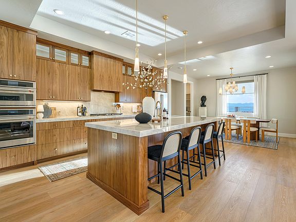 3rd image of 1403 N Highland Pkwy #31