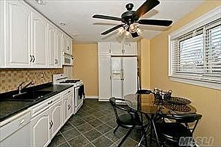2nd image of 2815 Heather Ave