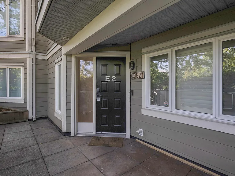 1100 W 6th Ave #E2 — Photo 5