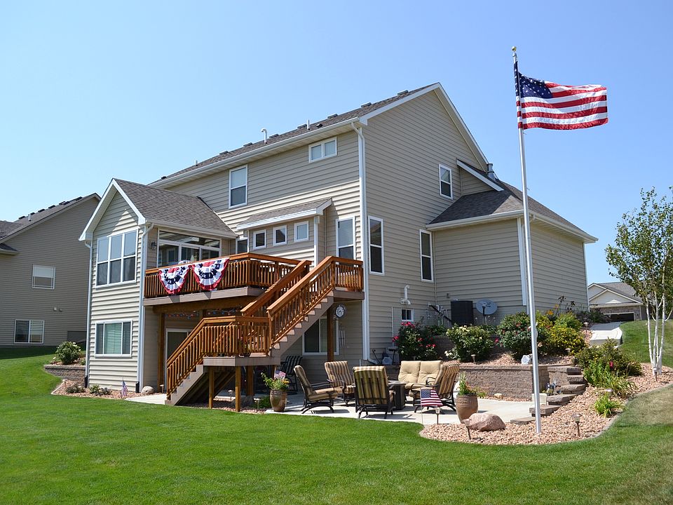 1st image of 8960 Lake Dr