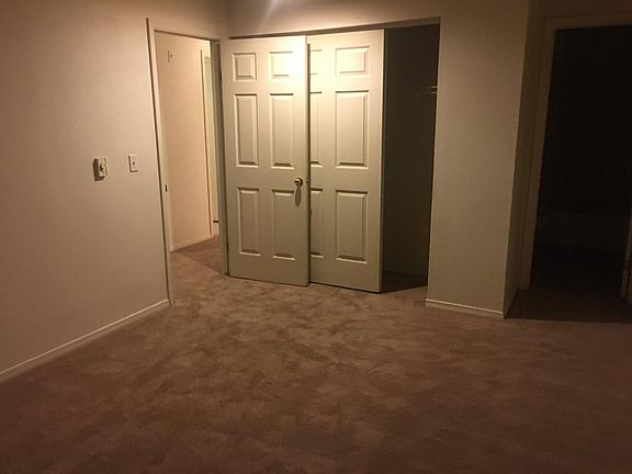 5th image of 8320 Lake City Way NE #103