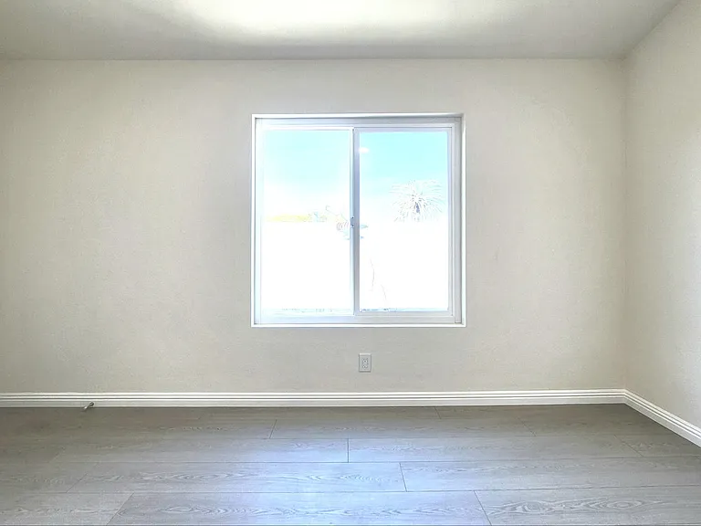 1617 E 6th St #303 — Photo 7