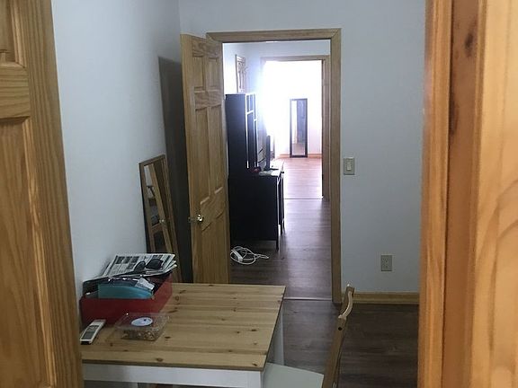 5th image of 181 Wyckoff Ave APT 2L