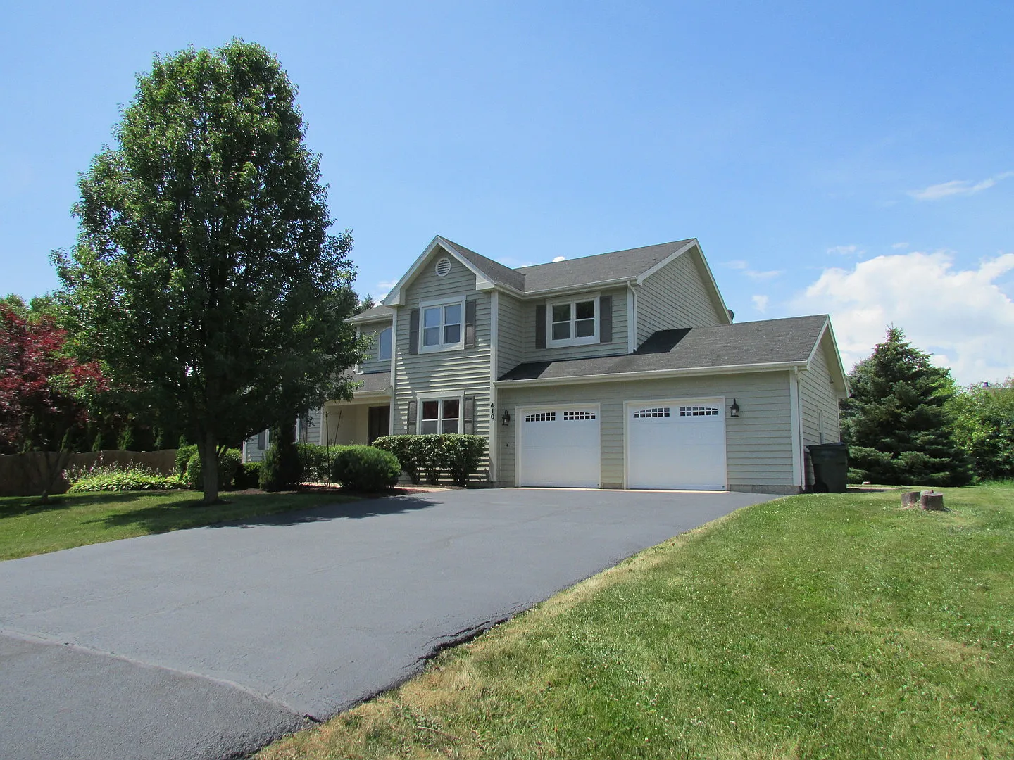 410 Roberts Rd photo 1