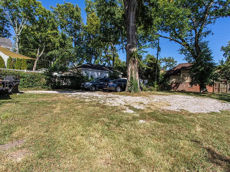 226 Leonard Ave #A — Photo 21