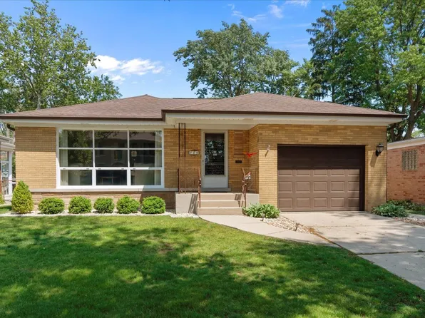 109 N Home Ave, Park Ridge, IL 60068
