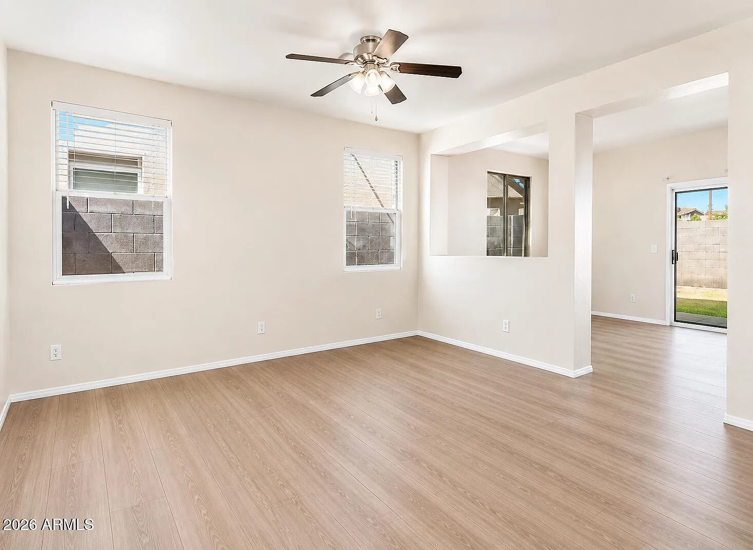 3 bed, 2.5 bath, 1674 sqft, $2,350 — Photo 3