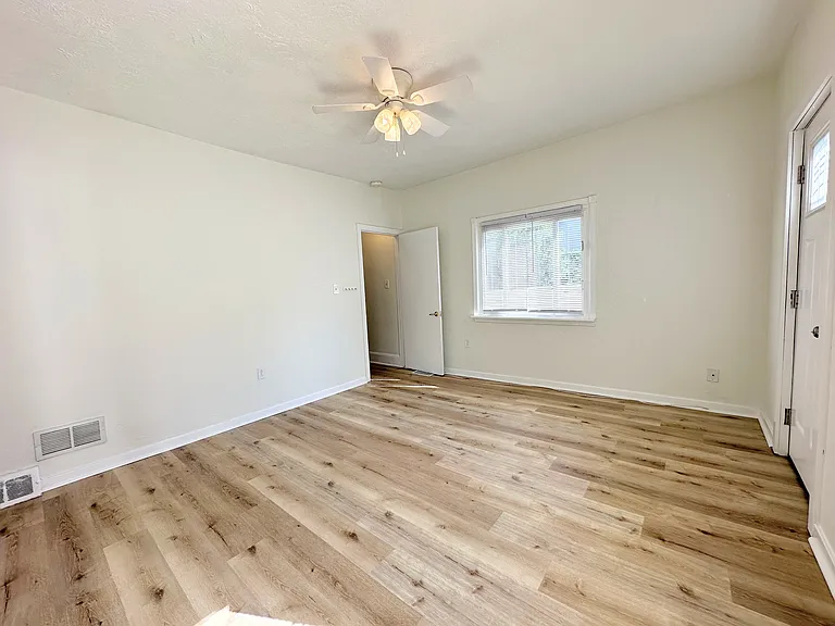 411 Sapphire Way — Photo 12