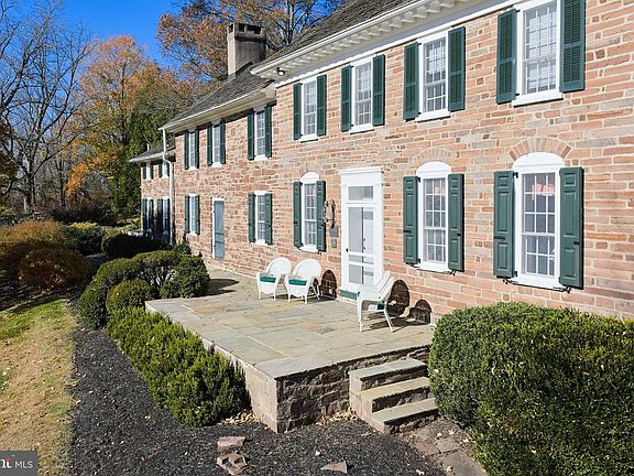 4th image of 1789 Wrightstown Rd