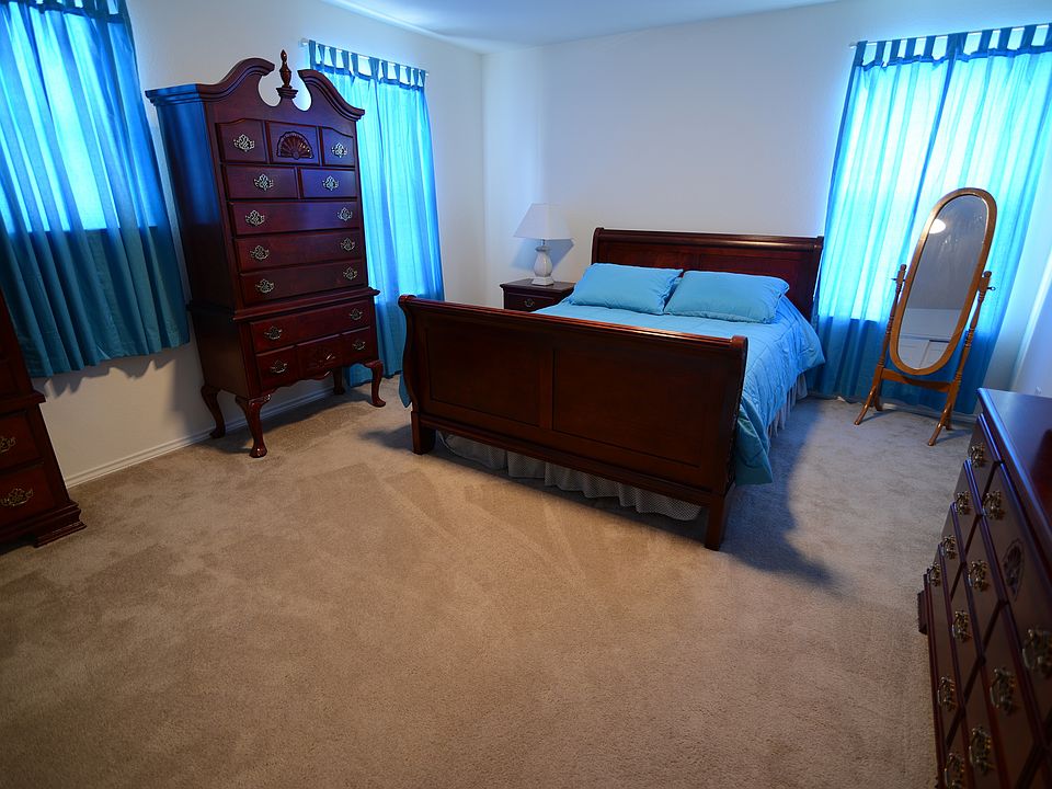 1st image of 407 Greener Dr