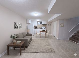 841 Garth St, Hamilton, ON L9C4K7