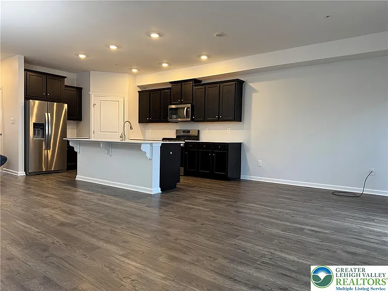 1077 Turnstone Dr — Photo 5