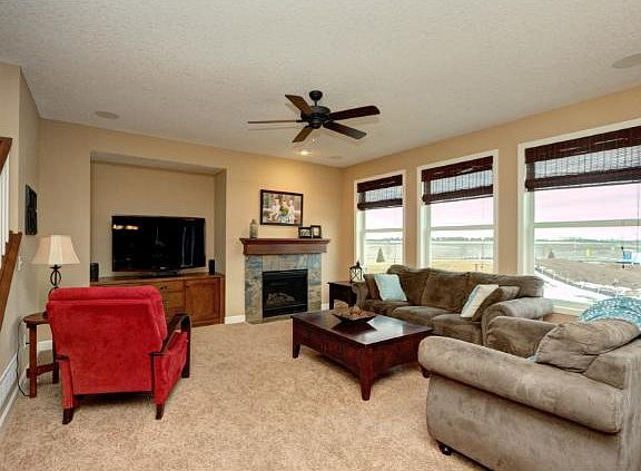 3rd image of 14262 Ailesbury Ct