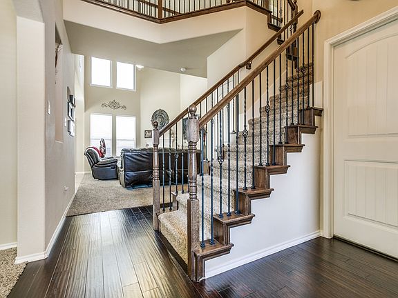 3rd image of 208 Riverstone Way