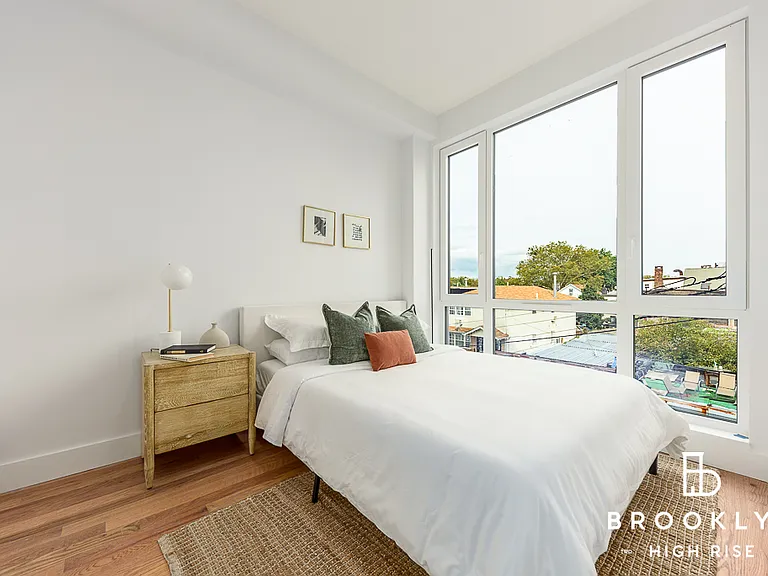 2667 Fulton St #3P — Photo 6
