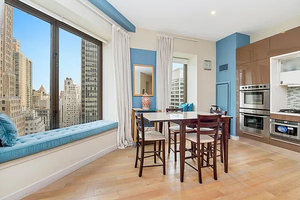 Rented by Keller Williams NYC | media 25