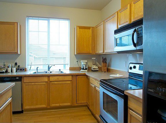 3rd image of 6895 Holly Park Dr S #L1