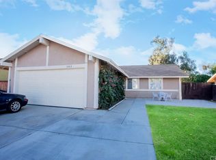 1042 Florey St, Perris, CA 92571