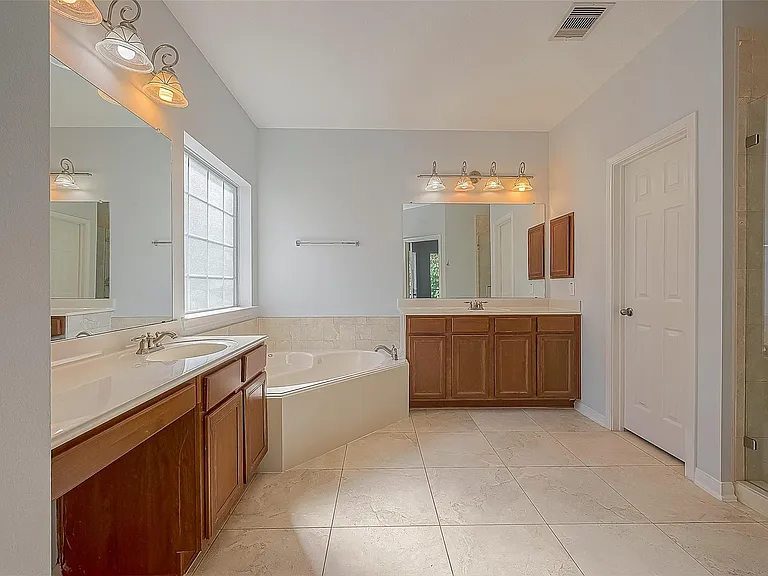 25907 Pebble Terrane Ln — Photo 22