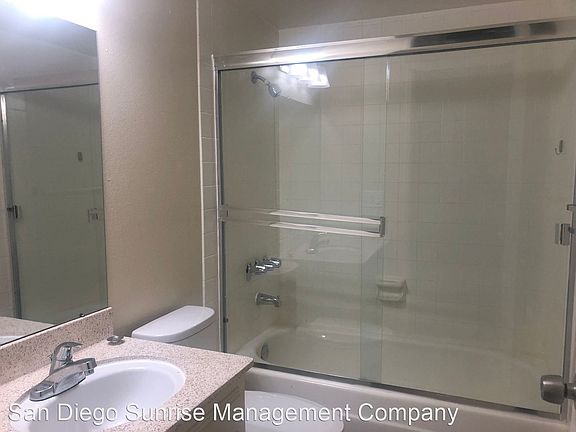 4th image of 4043 1st Ave #4043