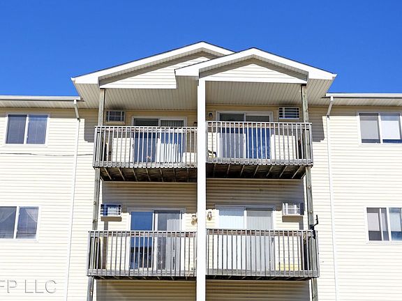2nd image of 208 S J St APT 4