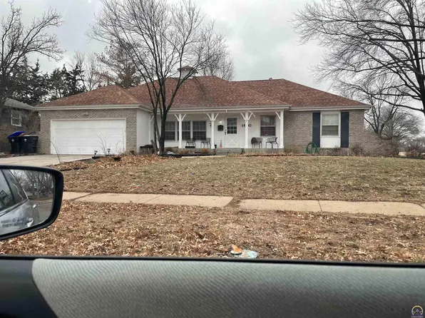 1800 SW 32nd St, Topeka, KS 66611