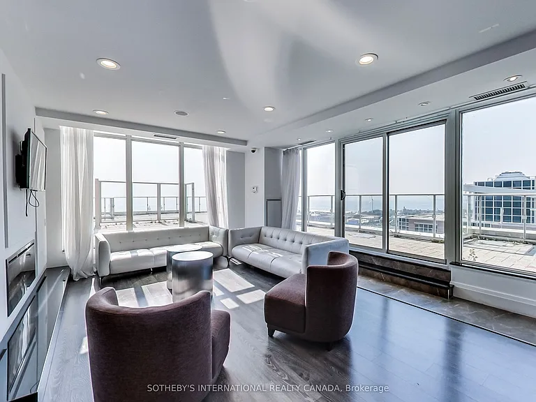 85 E Liberty St #720 — Photo 21