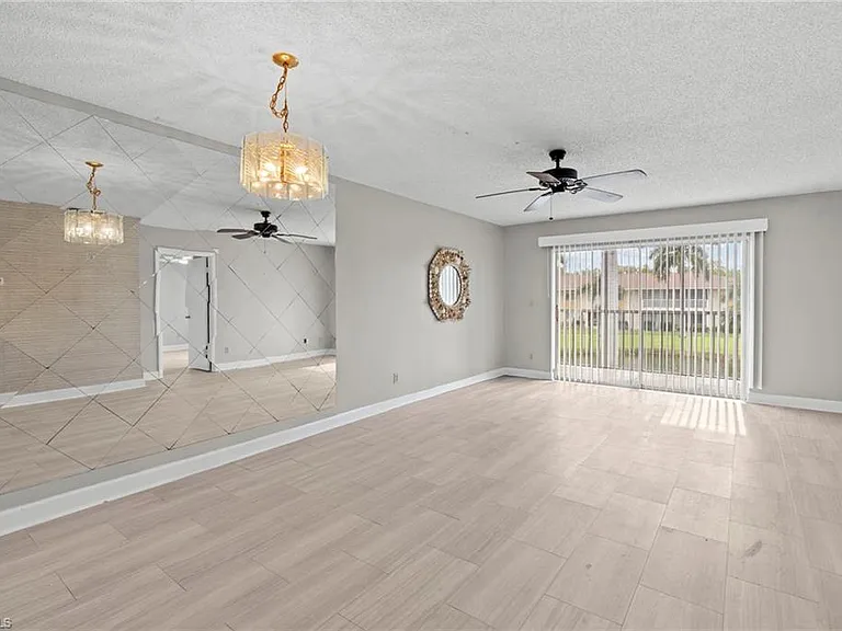 6184 Michelle Way #243 — Photo 2