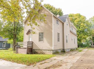 527 Phelps Ave, Kalamazoo, MI 49048