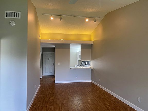 2nd image of 3051 SE Aster Ln
