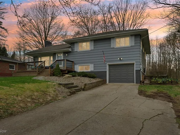 1196 Magdalyn Dr, Akron, OH 44320