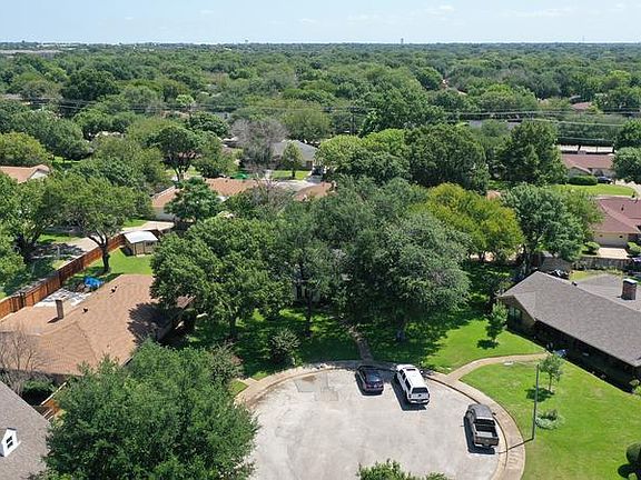 4th image of 1220 Greenbrook Cir