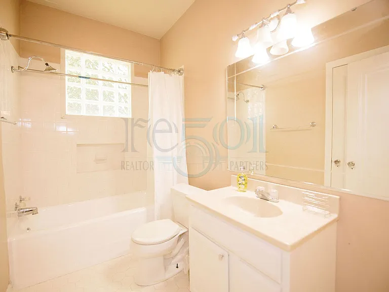 1508 Kavanaugh Blvd — Photo 22