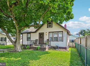 5 Frazier Ave, New Castle, DE 19720