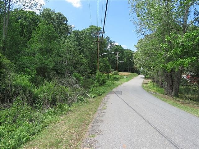 2nd image of 1391 Boston Rd