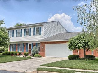611 Somerset Dr, Mechanicsburg, PA 17055