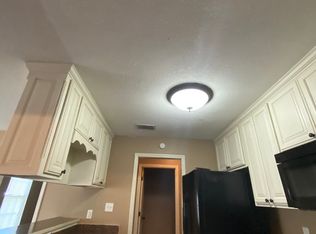 4898 Grant Dr, Valdosta, GA 31605