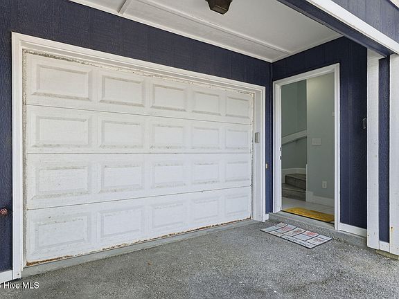 4th image of 1412 Canal Drive #B