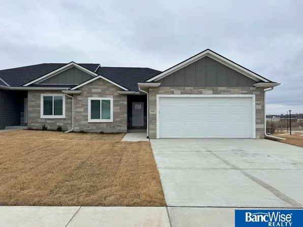 8901 S 42nd St, Lincoln, NE 68516