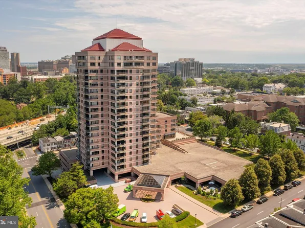 1100 Lovering Ave APT 1102, Wilmington, DE 19806