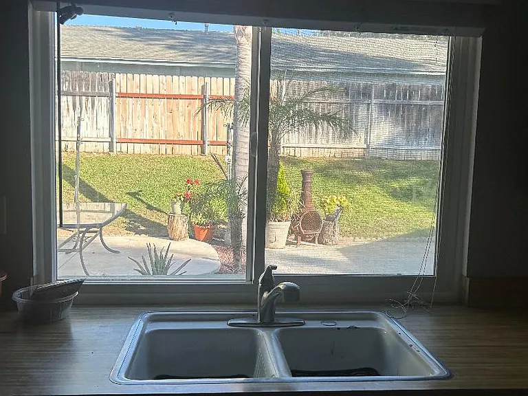 9330 Aegean Dr — Photo 8