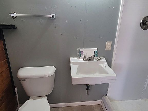 4th image of 5526 Bemidji Ave N #4