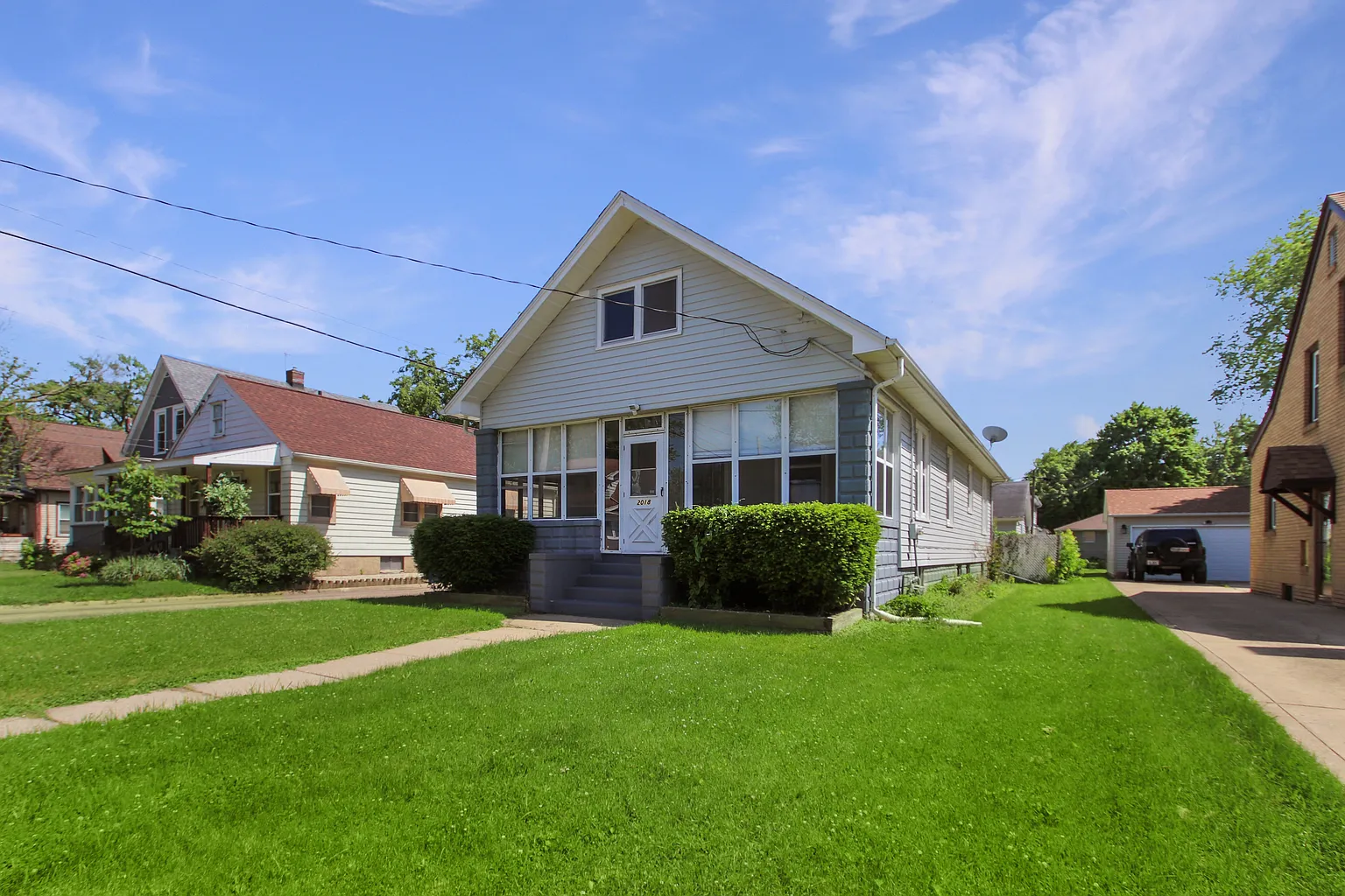 2018 W Ayres Ave photo 1
