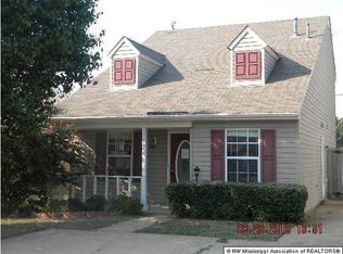 3370 Tulane Rd W, Horn Lake, MS 38637