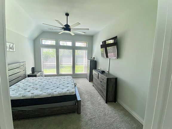 4th image of 2609 Bethel Springs Ln