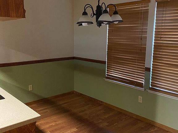 3rd image of 2648 Alder Glen Dr
